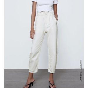 NWT Zara baggy fit, paper bag waist jeans.